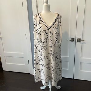 White and Black Patterned Sleeveless Dress